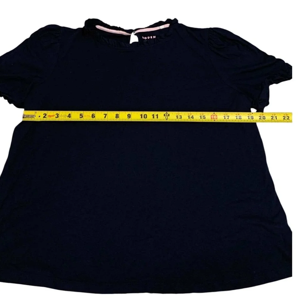 Boden Ruffle Top Womens 16/18 Navy Short Sleeve Puff Knit Dark Academia Style